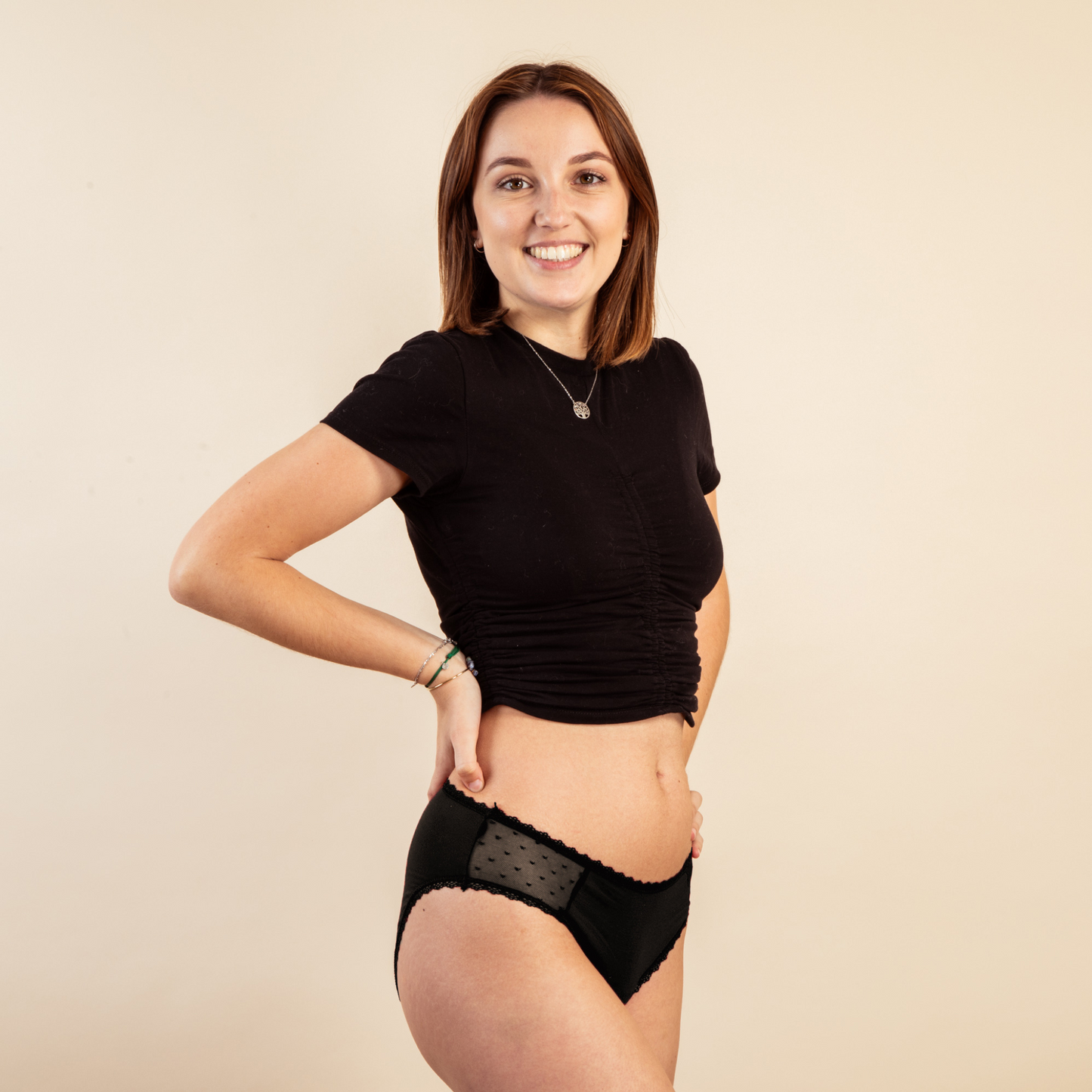 3 Manon + 2 Nina (sans coutures) Offertes